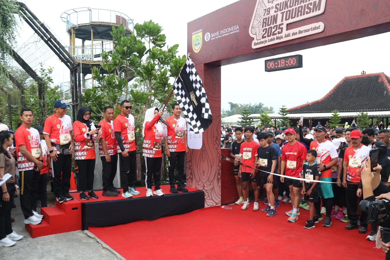 SUKOHARJO RUN TOURISM 2025 SUKSES DIGELAR DIIKUTI RIBUAN PELARI